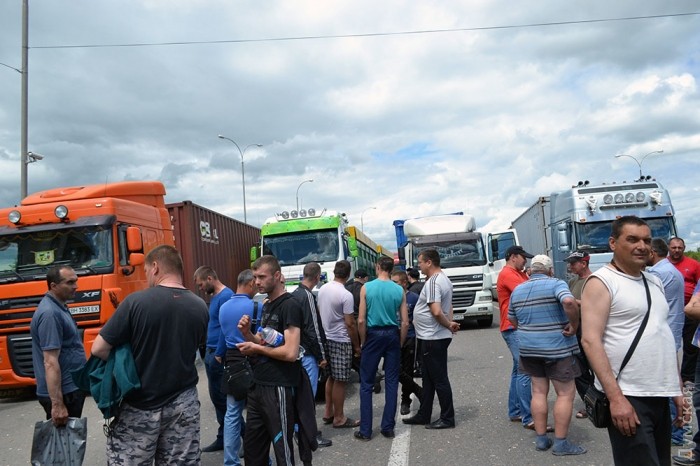 Движение по трассе Киев-Одесса возобновлено