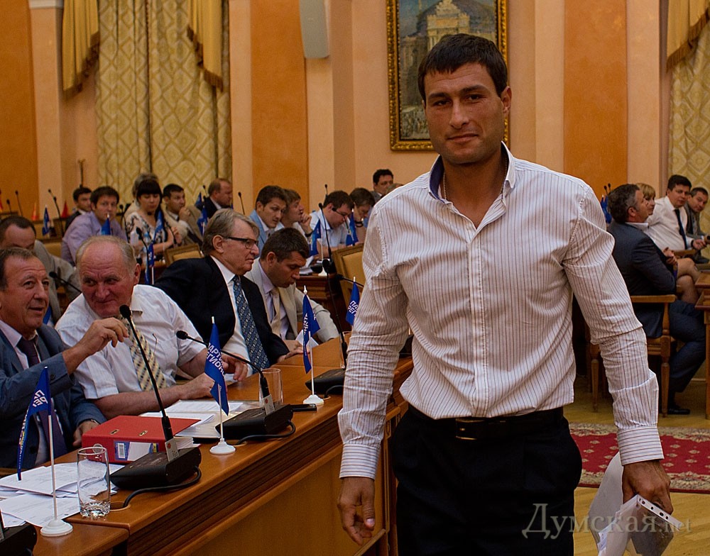 Полиция &quot;повязала&quot; экс-регионала, воспевавшего наркотики