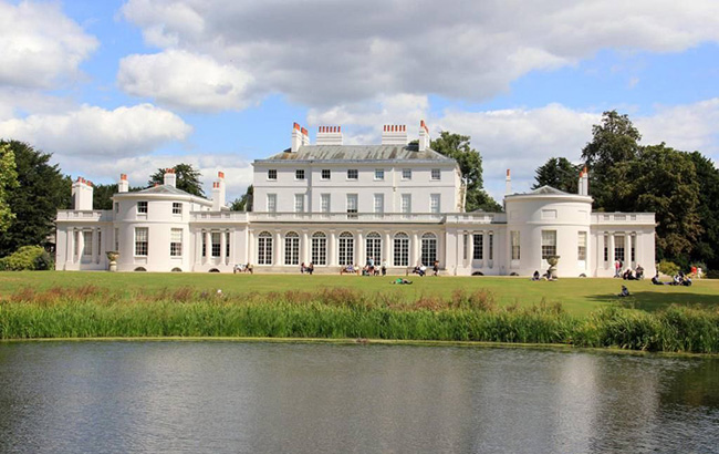 Меган Маркл і принц Гаррі отримали категоричну відмову королеви