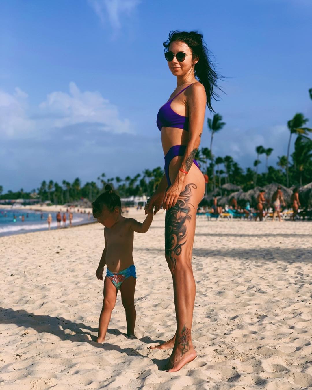 &quot;Ви - кайф&quot;: дружина Ступки спокусила ідеальними формами в бікіні