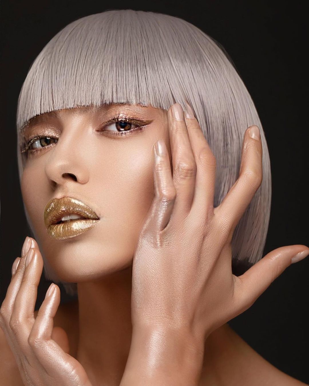 Не похожа на саму себя: Оля Полякова удивила фанатов новой внешностью (фото)