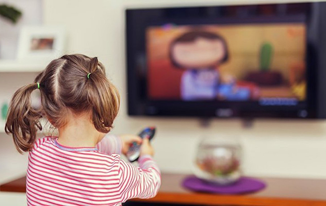 Мир у сім'ї важливіше: Комаровський зруйнував міф про перегляд мультиків (відео)