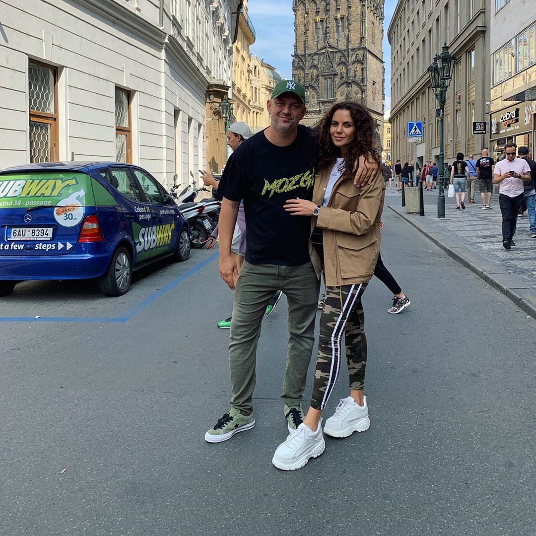 Щасливі Настя Каменських і Потап показали пристрасть на вулицях Праги