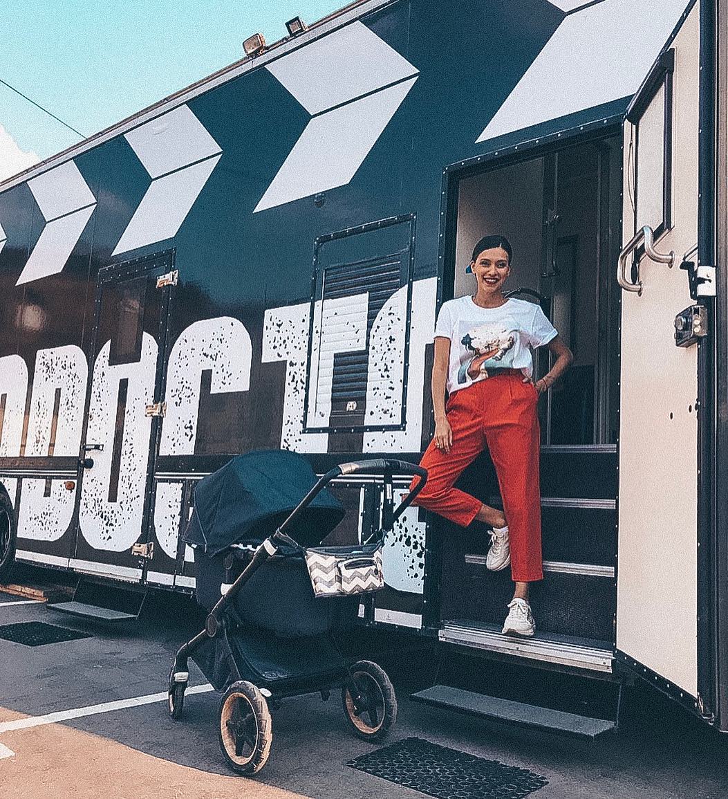 "Так и живем": Регина Тодоренко показала трудовые будни с маленьким сыном