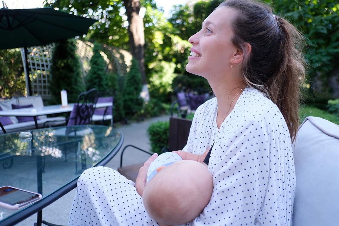 &quot;Работа в команде&quot;: Регина Тодоренко разоткровенничалась о материнстве