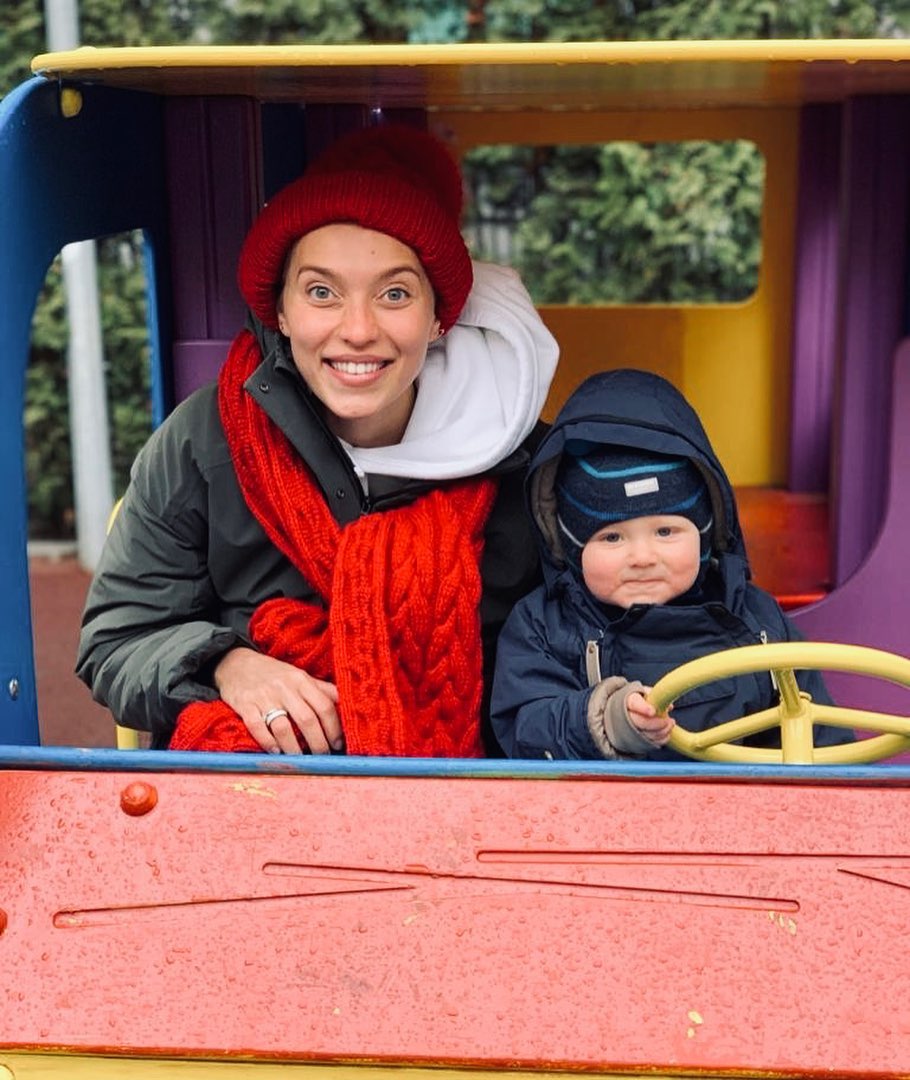 Одна сатана: Тодоренко несподівано нагадала шанувальникам Топалова на ніжному фото з сином