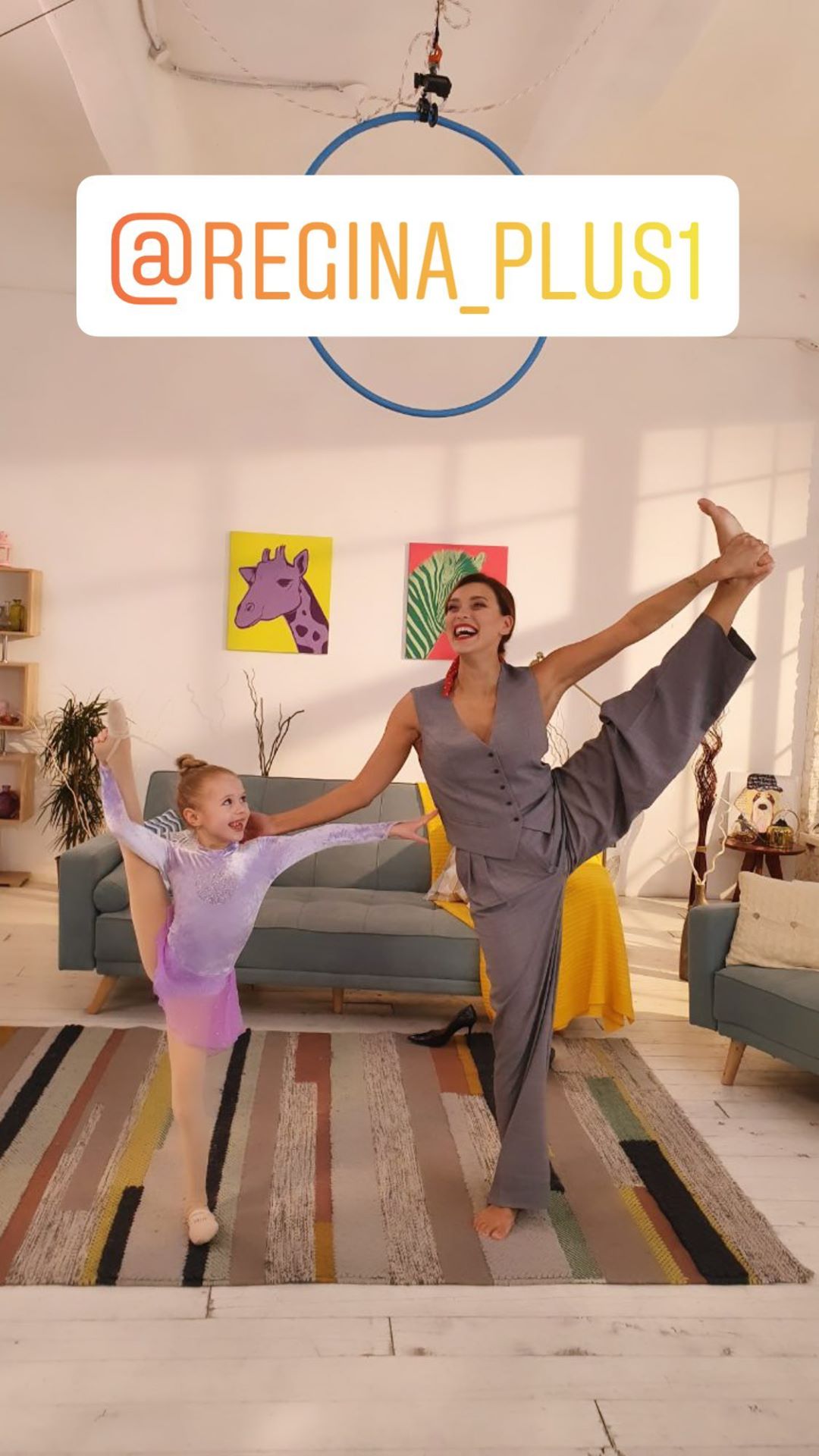 Пластичная Регина Тодоренко поразила эффектным шпагатом на каблуках