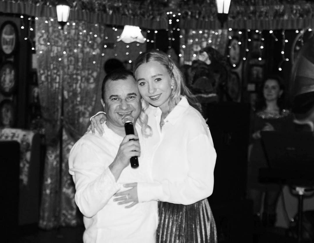 Любила з дитинства: кохана Павлика розповіла резонансні деталі роману