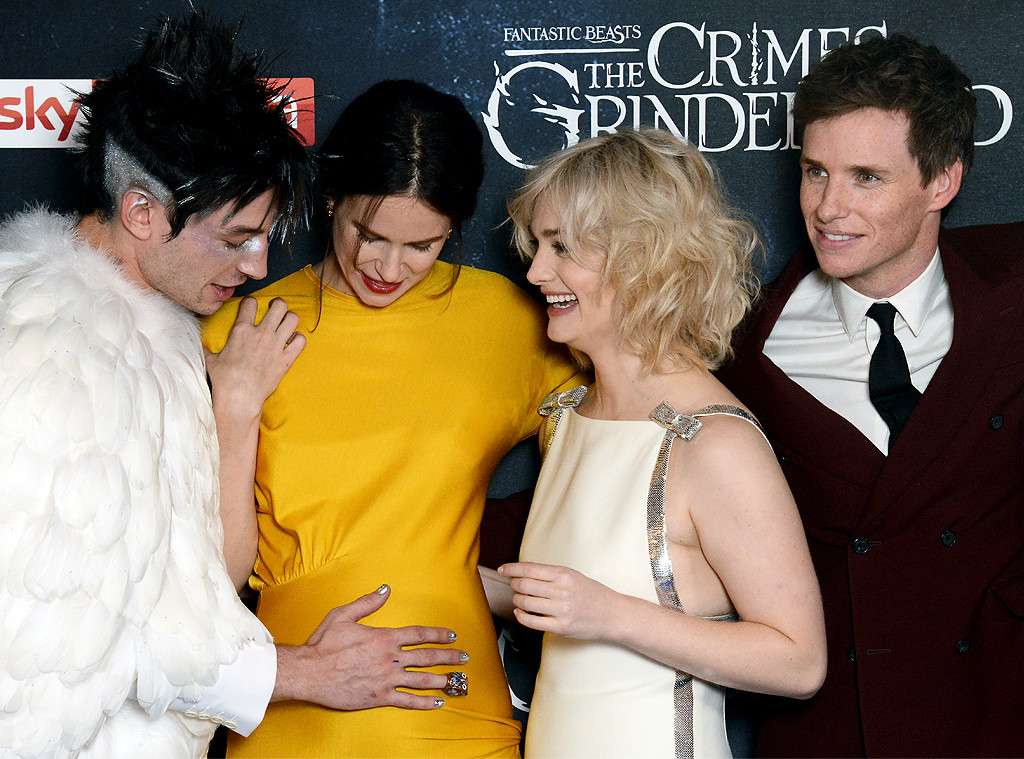 Актриса, яка зіграла у "Фантастичних звірях", чекає первістка (фото)