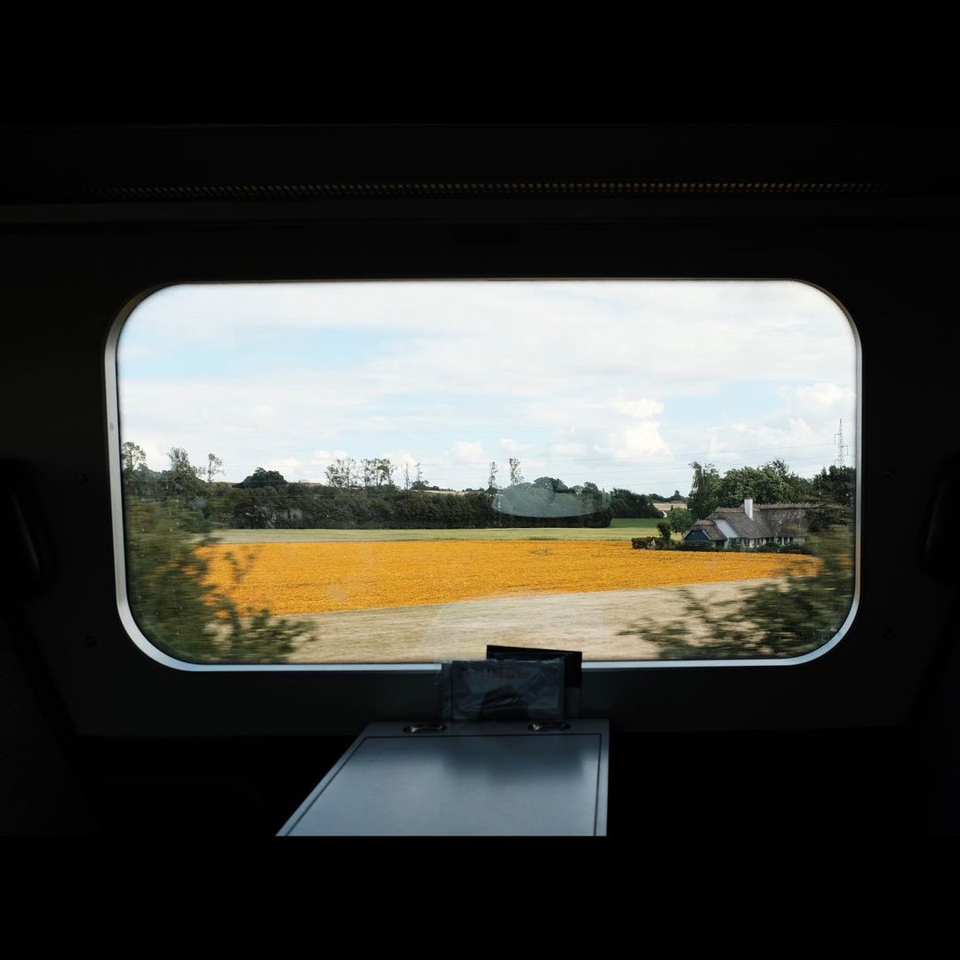 Укрзализныця vs DSB: из этих фото станет ясно, почему датчанин мыл поезд Киев-Измаил