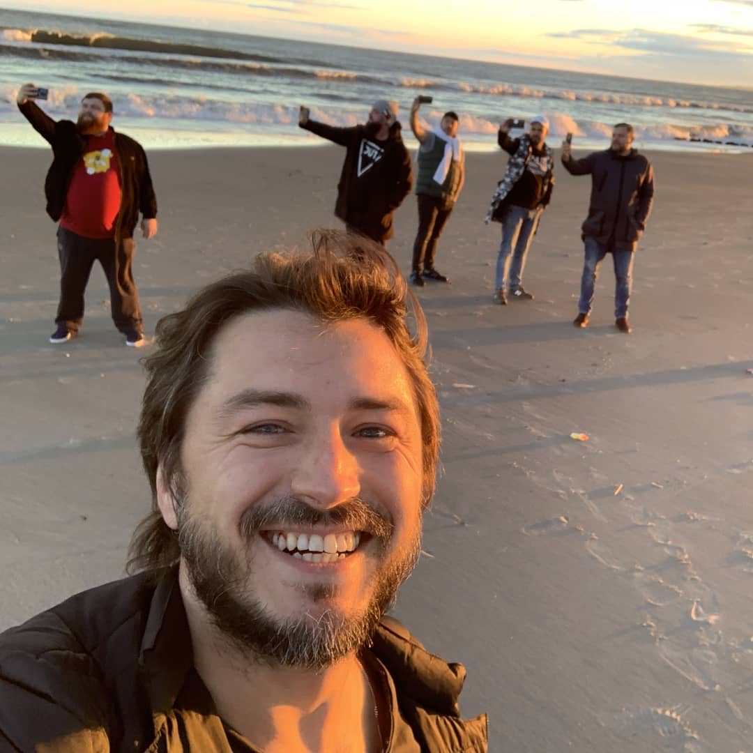 "С нетерпением ждем": Притула и "Варьяты-шоу" возвращаются с гастролей из США (фото)