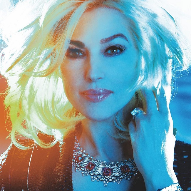 Знову блондинка: 54-річна Моніка Беллуччі захопила новим образом і тонкою талією