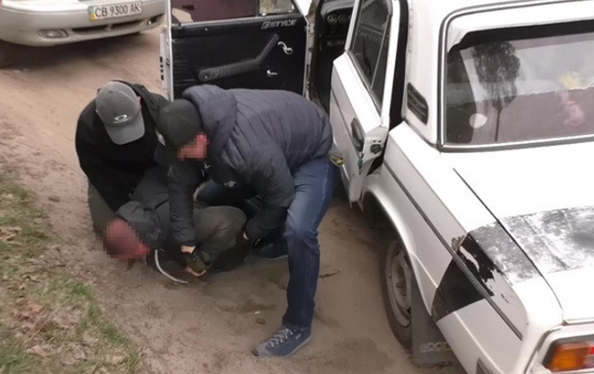 В Черниговской области блокировали реализацию оружия и боеприпасов из района АТО