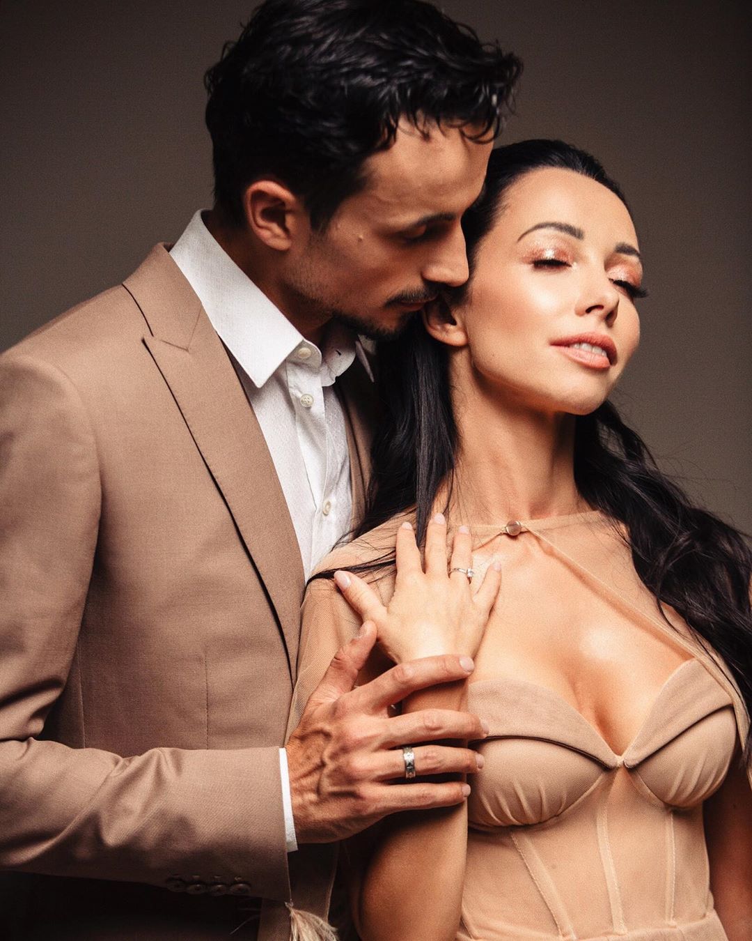 Жена и любовница в одном амплуа: муж Екатерины Кухар сделал трепетное признание