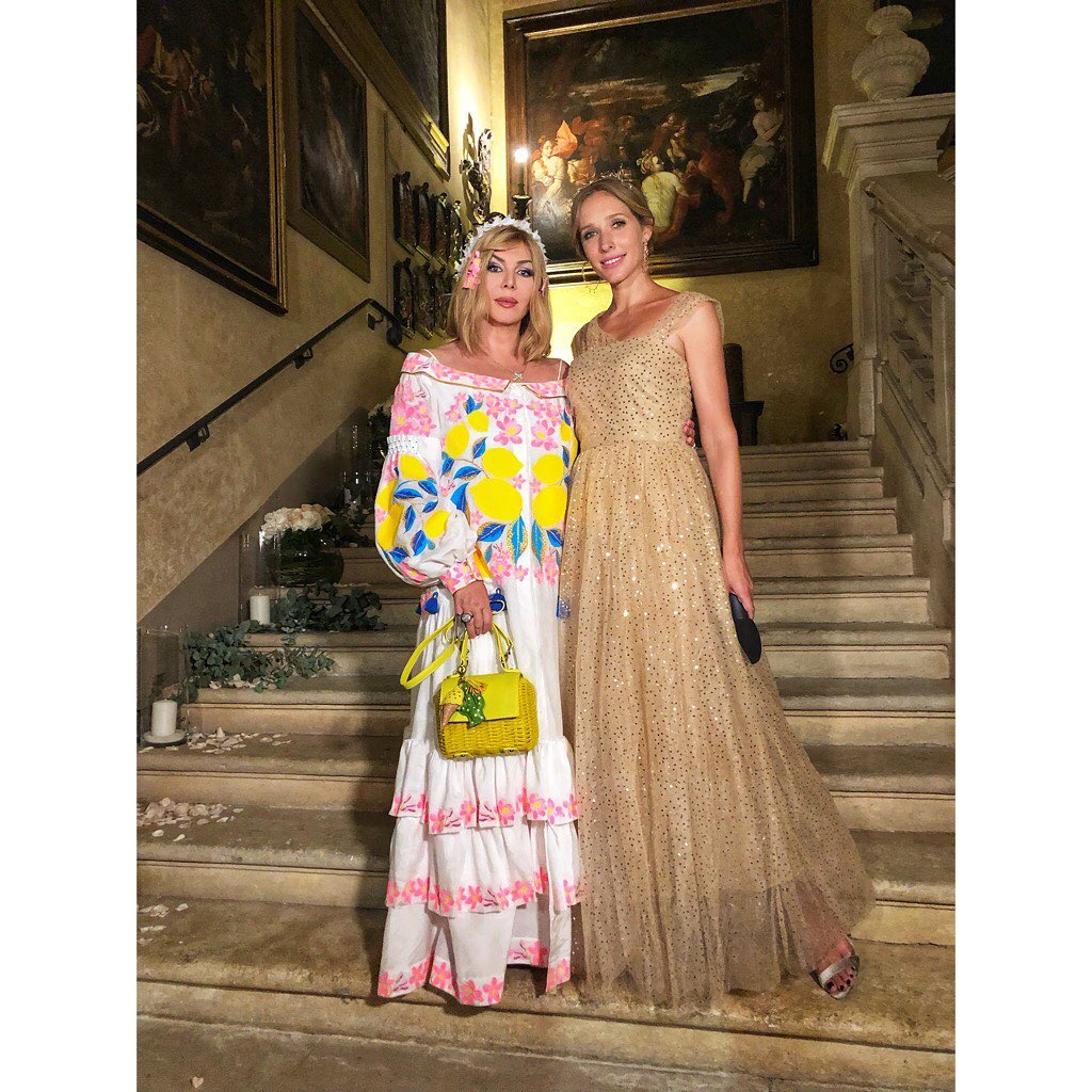 Білик, Осадча і Козловський повеселилися на пишному весіллі Гросу в Італії