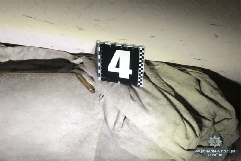 У Києві сталася стрілянина в гуртожитку переселенців, є постраждалі