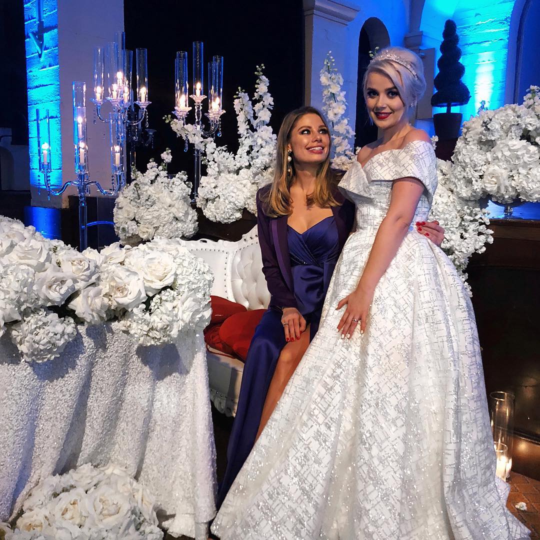 &quot;Волшебная сказка&quot;: певица Мика Ньютон сыграла свадьбу в США (фото)