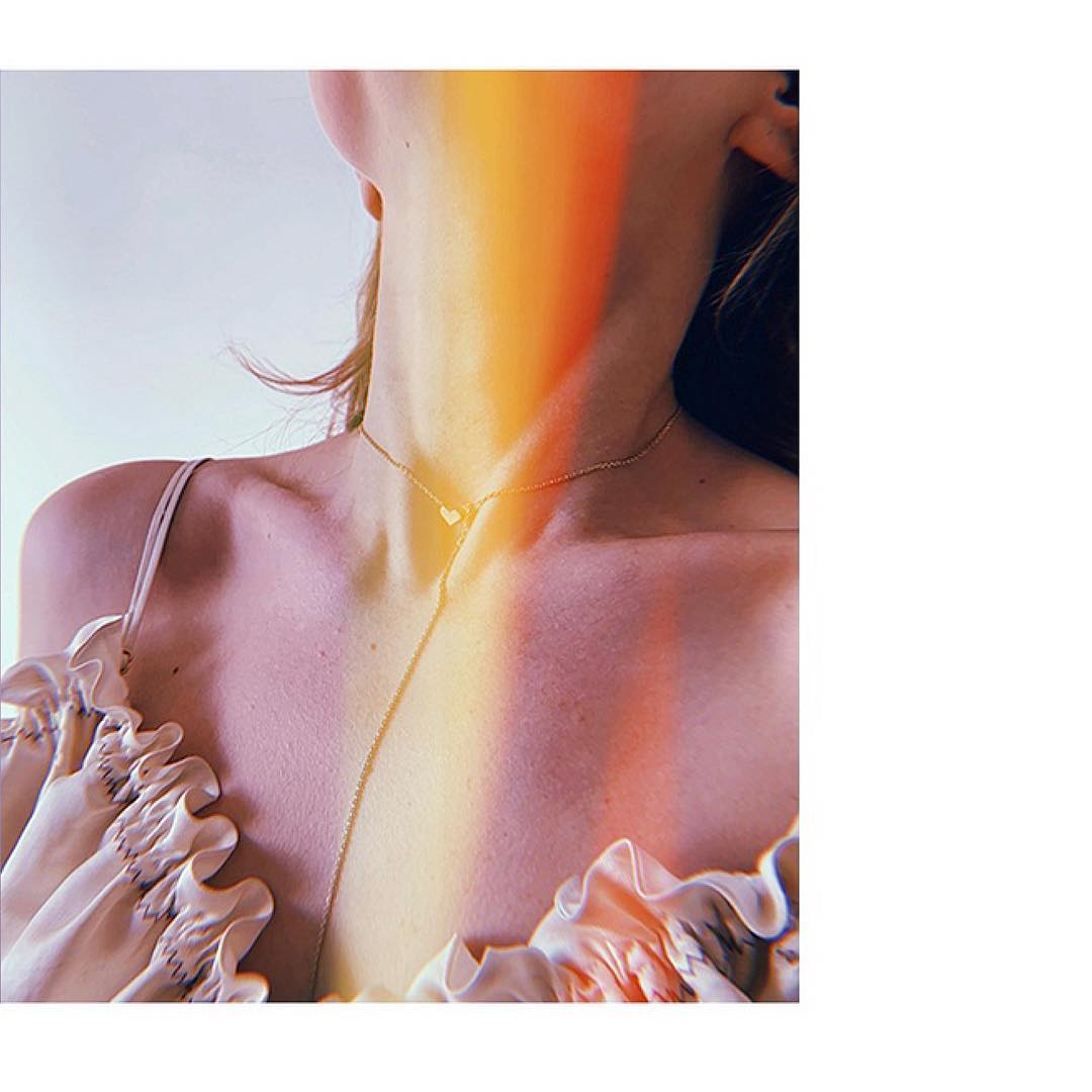 Ярче солнца: Тина Кароль очаровала весенним образом от украинских дизайнеров