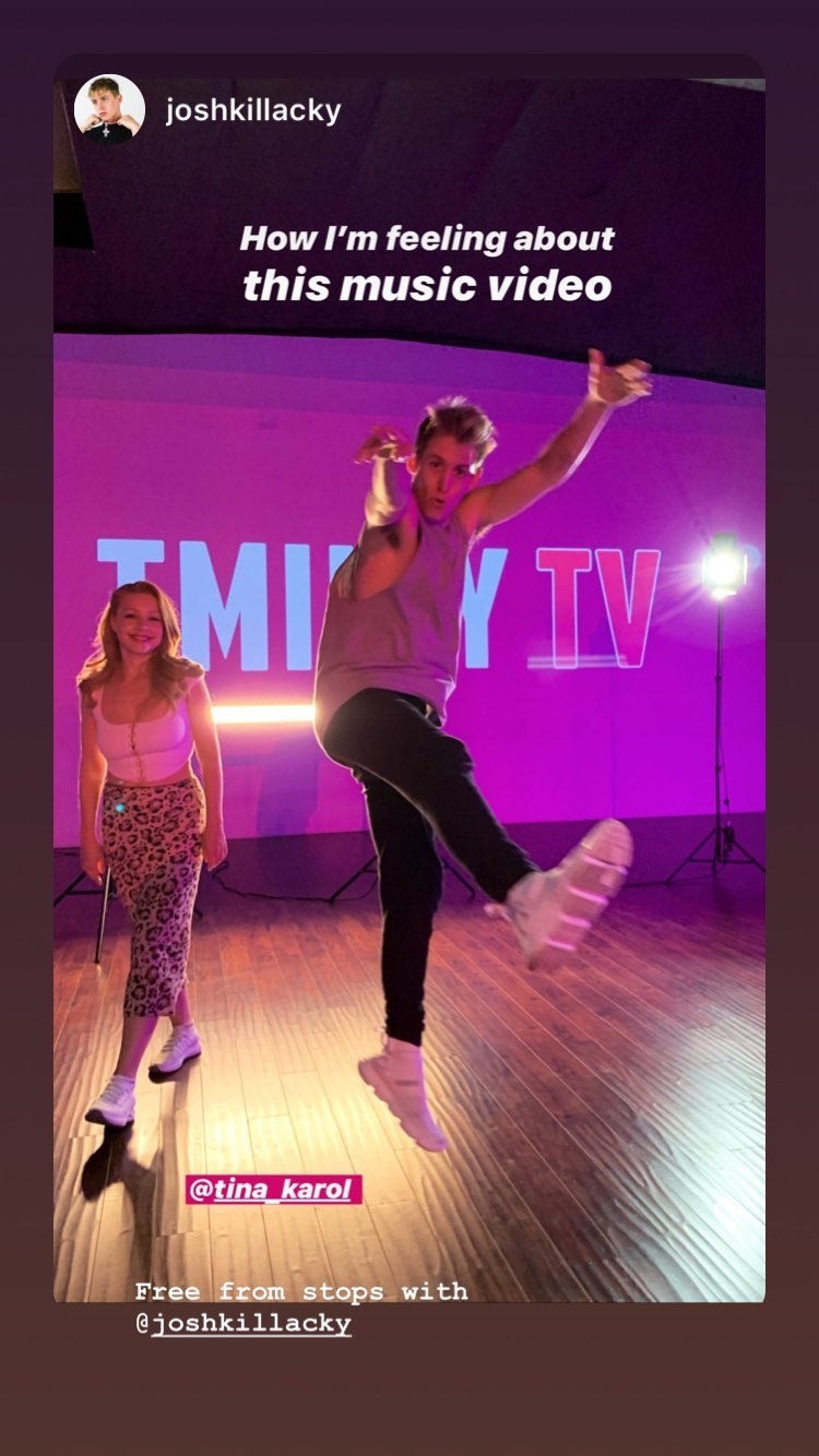 "Незаконно": Тіна Кароль продовжує вражати відвертими фото