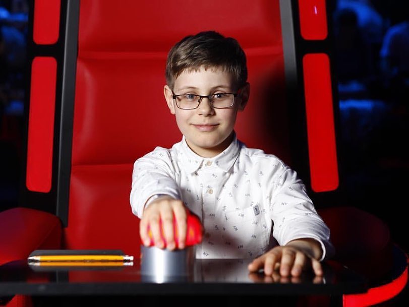 "Папина копия": сын Тины Кароль поддержал маму в финале Голосу країни 9