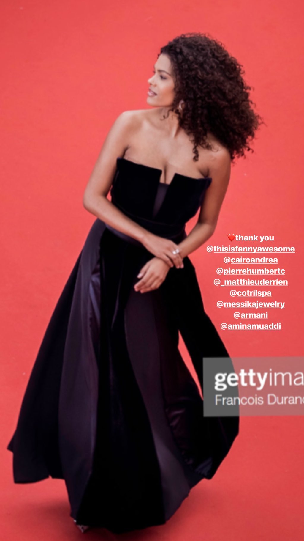 Щасливі батьки: Венсан Кассель та Тіна Кунаки розчулили фото з новонародженою дочкою