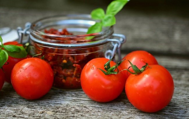 На Головосек не едят продукты красного цвета и круглой формы