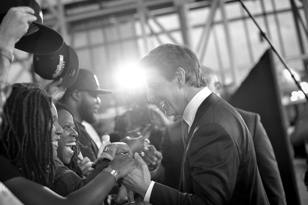 Том Круз вернул все свои &quot;Золотые глобусы&quot; в знак протеста: детали скандала