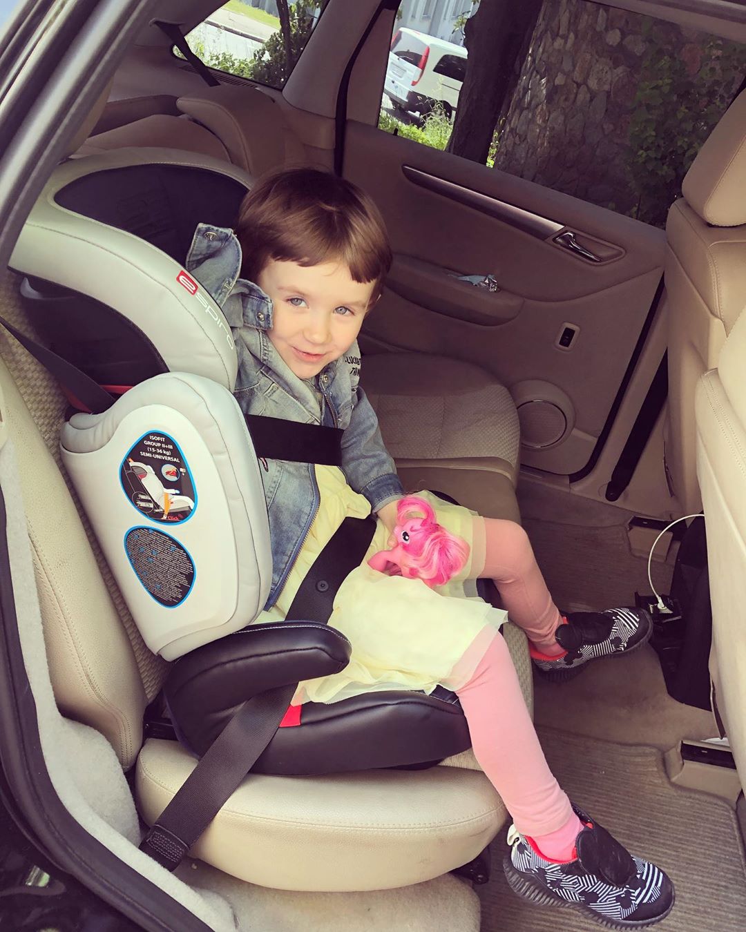 "Найди 10 отличий": Тоня Матвиенко показала подросшую дочь Нину