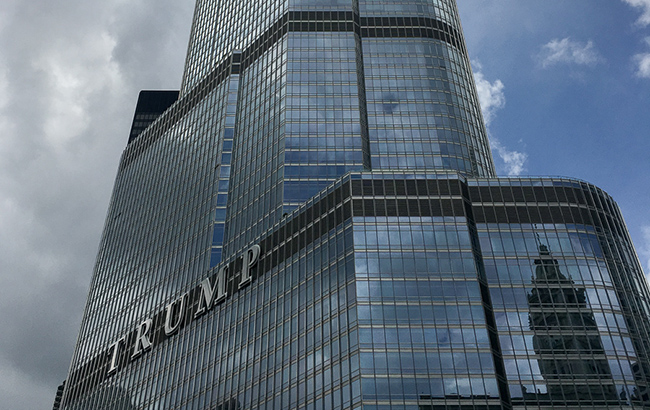 В Нью-Йорке загорелось здание Trump Tower, есть пострадавшие