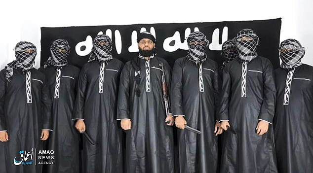 Организаторы взрывов на Шри-Ланке оказались семьей