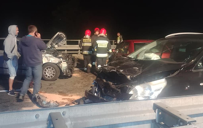 У Польщі зіткнулися 16 автомобілів, одна людина загинула і понад 10 постраждали