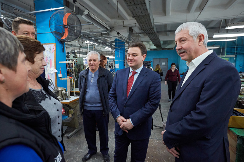 Бондар: держава повинна допомагати промисловості не тільки пільгами