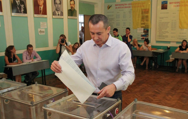 Скільки українці витратять на вибори президента: названа гігантська сума