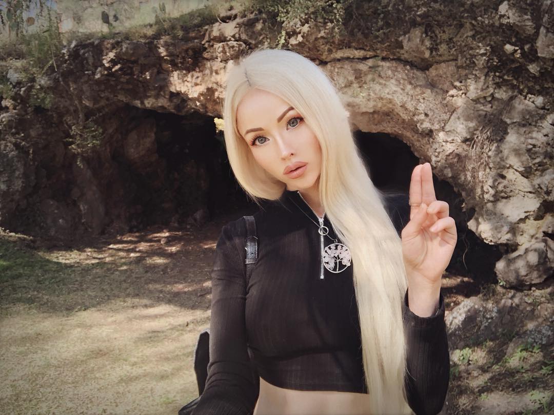 "Одесская Барби" дала советы, как эффективно войти в Новый год