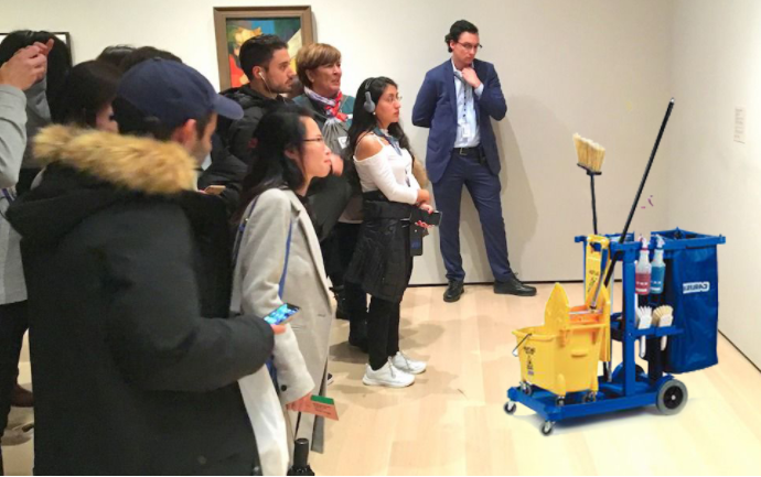 60-летняя украинка случайно создала произведение искусства: его оценили в 910 тысяч долларов