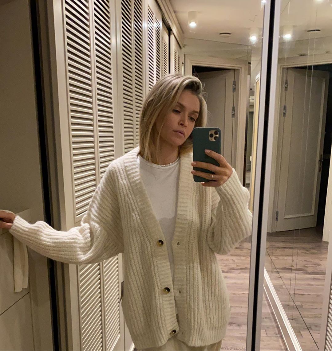 Віра Брежнєва показала чоловіка і розповіла про життя своєї сім'ї під час карантину