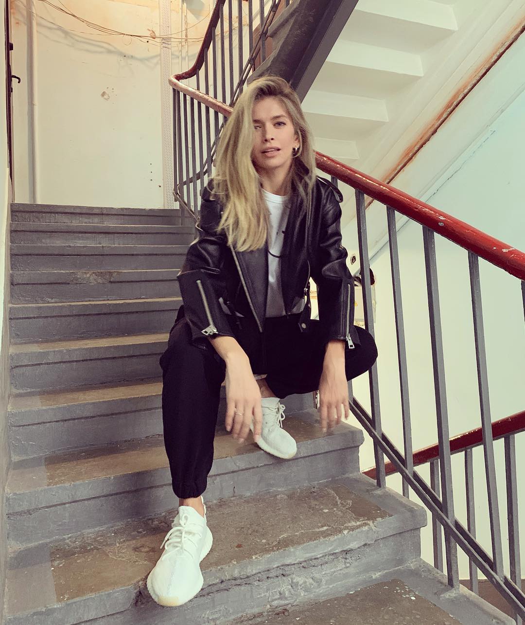 &quot;Віра-бунтарка&quot;: Брежнєва вразила фанів несподіваним образом