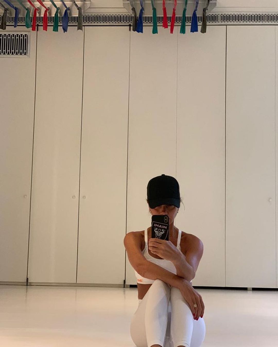 45-річна Вікторія Бекхем детально розповіла, з чого починається її ранок — для вічної краси