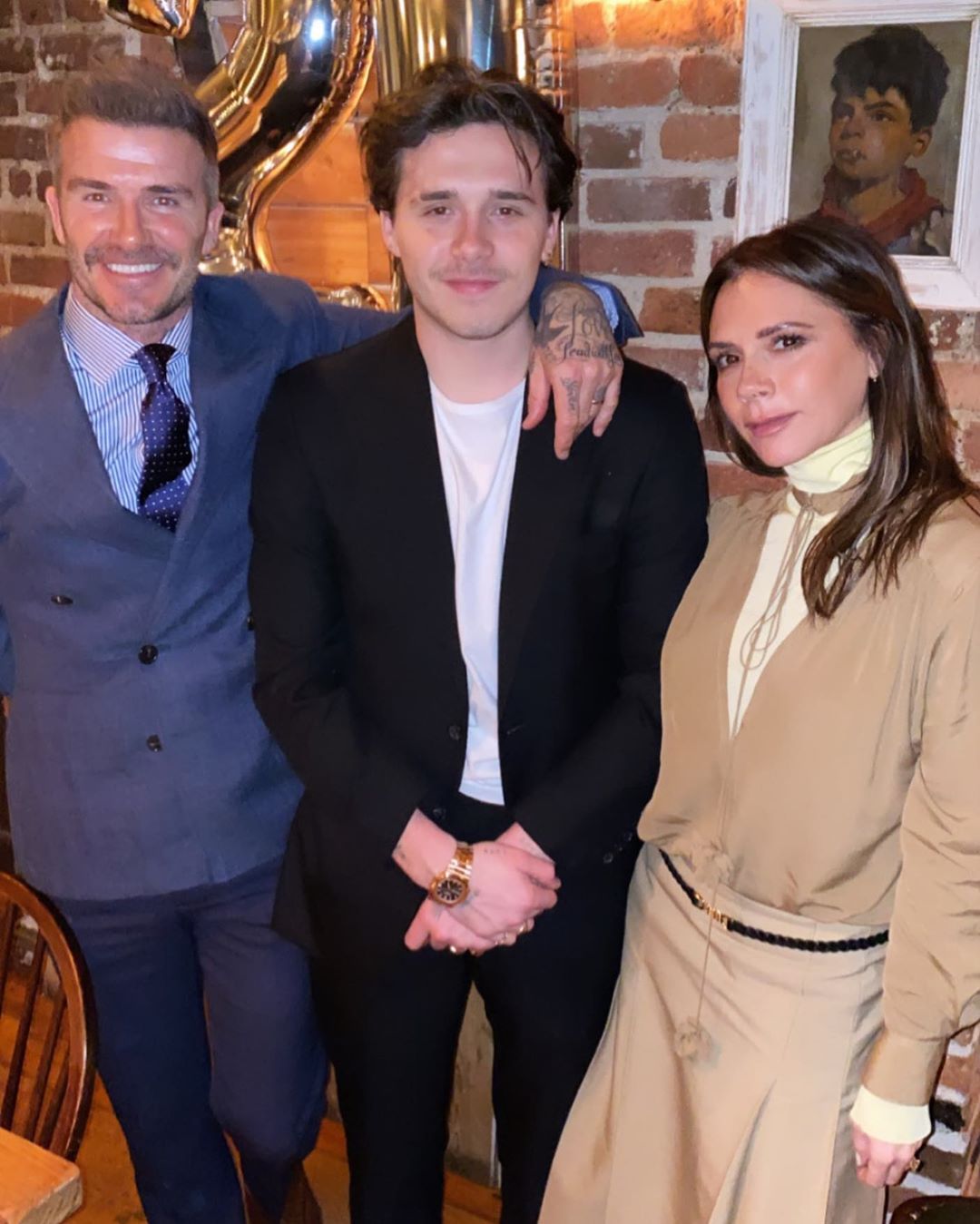 Стильный символизм: Меган Маркл наконец перестала враждовать с Викторией Бекхэм