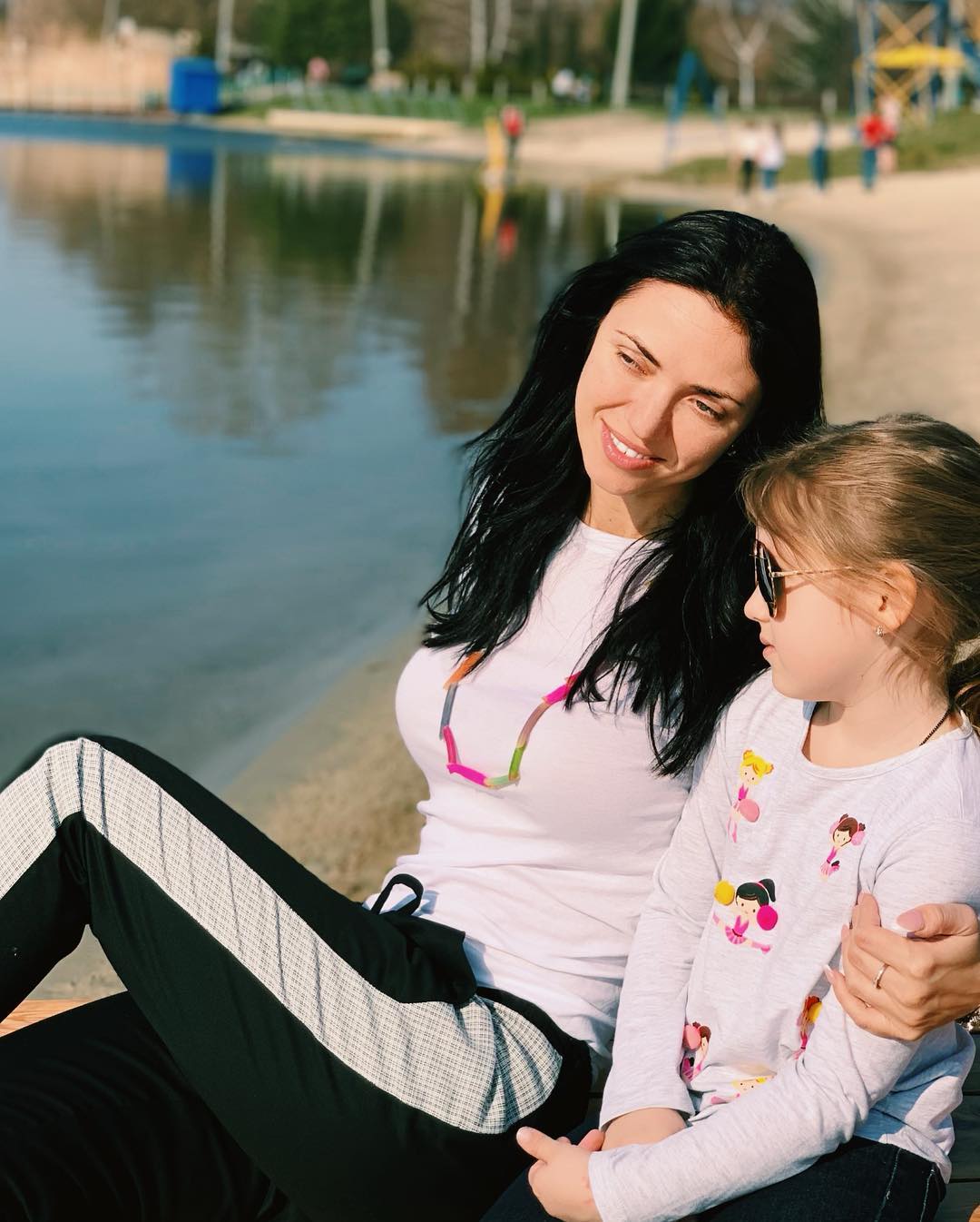 Вика из НеАнгелов показала самый бесценный подарок