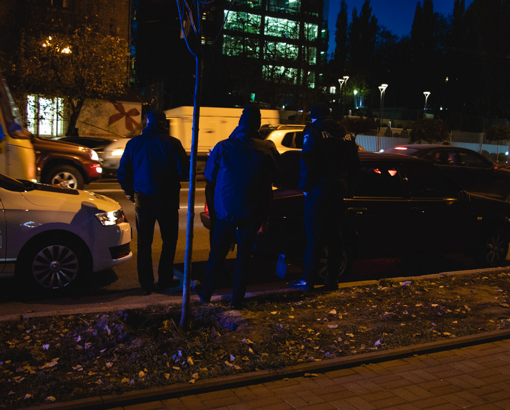 Поклав у багажник: у Києві знайшли "викрадача" дитини (відео)