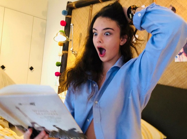 Вся в маму: дочка Моніки Беллуччі захопила красою рекламної кампанії Dolce &amp; Gabbana