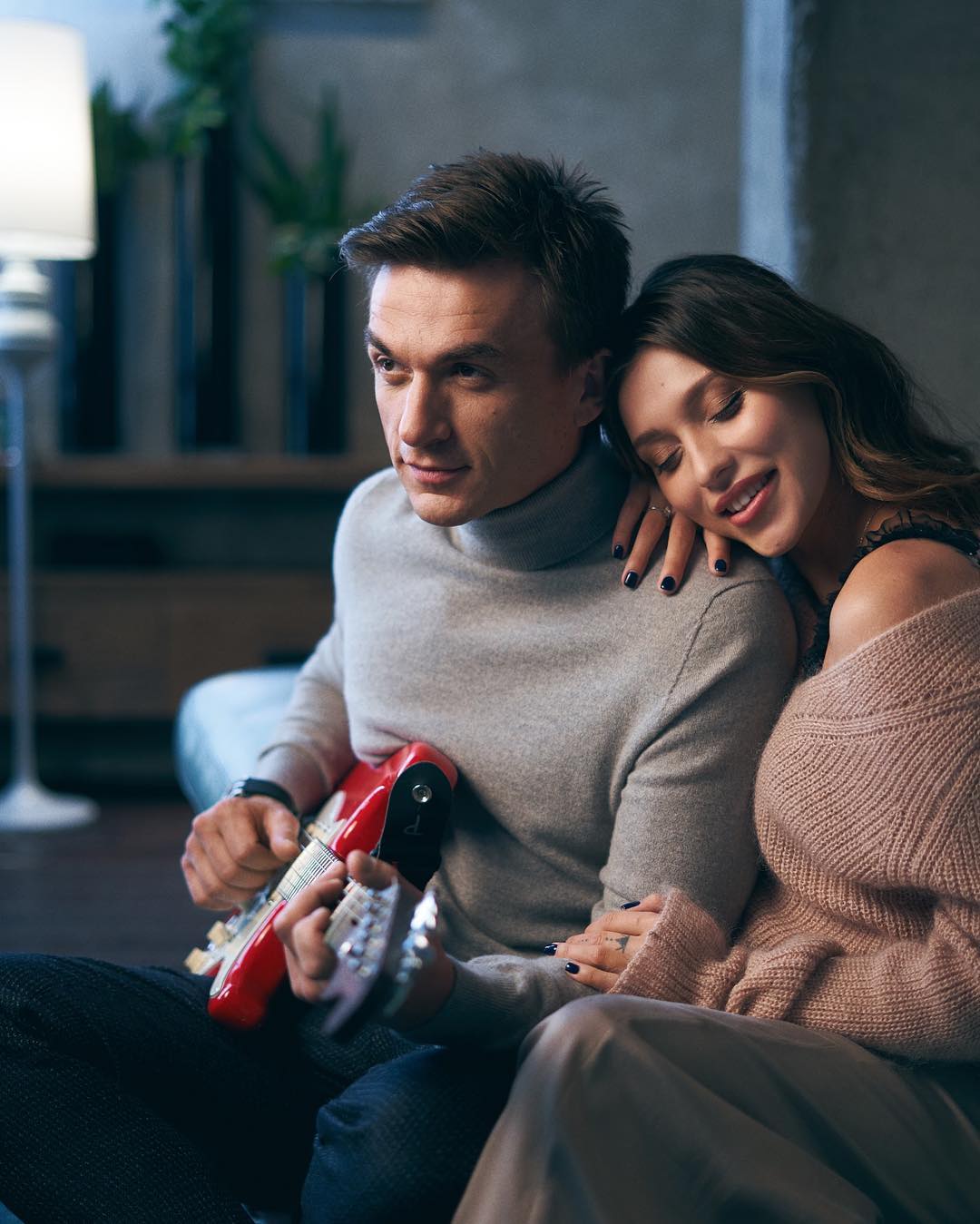 "Не цькуйте мою дружину": Топалов заступився за Тодоренко, яка стала мамою