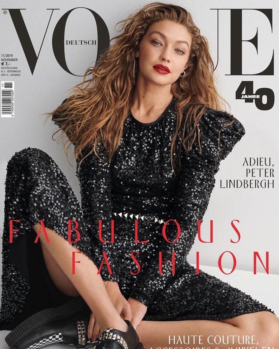 Роковая красотка: Джиджи Хадид в роскошном платье блистает на обложке Vogue Germany