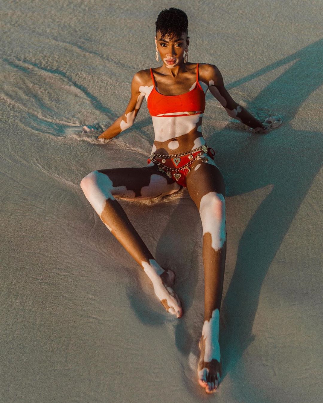 Винни Харлоу