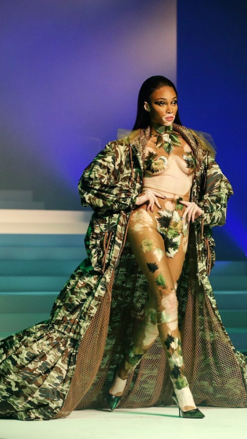 Ирина Шейк, Джиджи и Белла Хадид, Винни Харлоу и другие на юбилейном шоу Jean Paul Gaultier