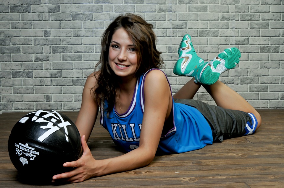 Только без крайностей: диетолог назвала причины неудачного экспресс-похудения