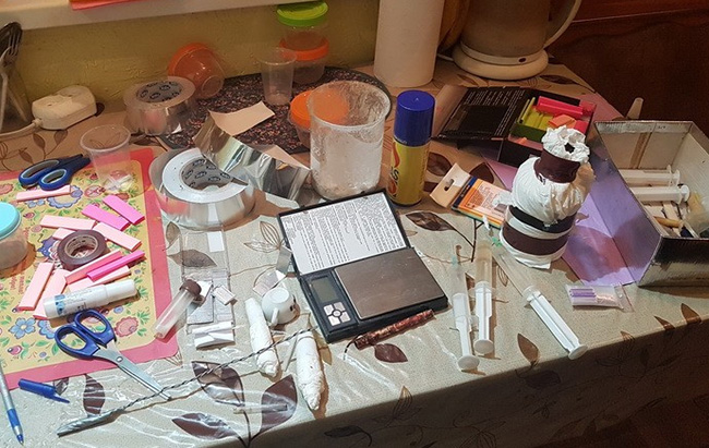 В Днепре СБУ задержала производителей наркотиков