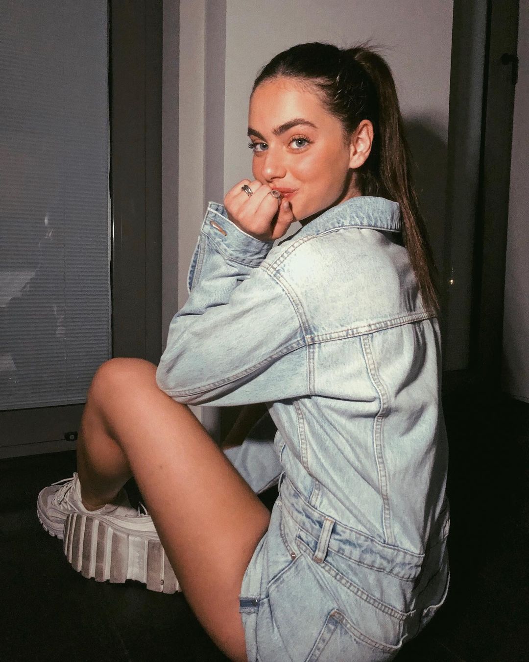 У мережі показали жінку з найкрасивішим лицем у світі: яскраві фото