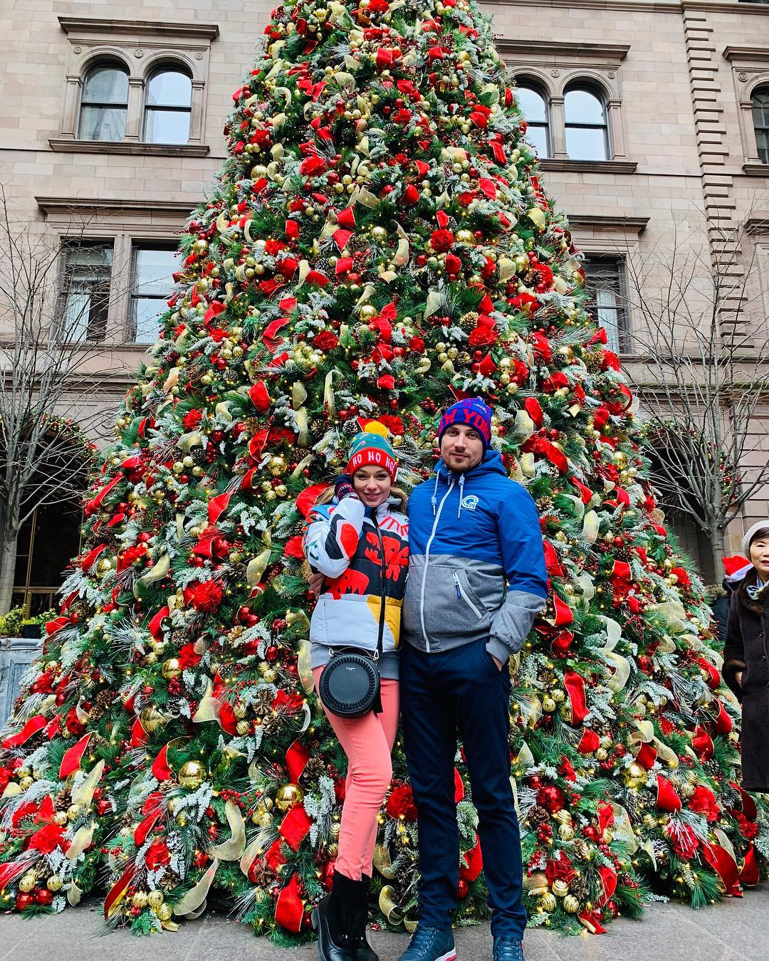 "А вот и мы": Яна Соломко поделилась редкими совместными фото с мужем